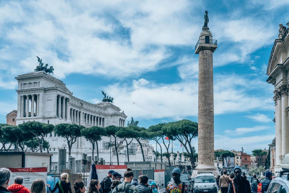 10 Wonders of Rome in 3 hours - Pantheon to Spanish Steps: two iconic views with different vibes