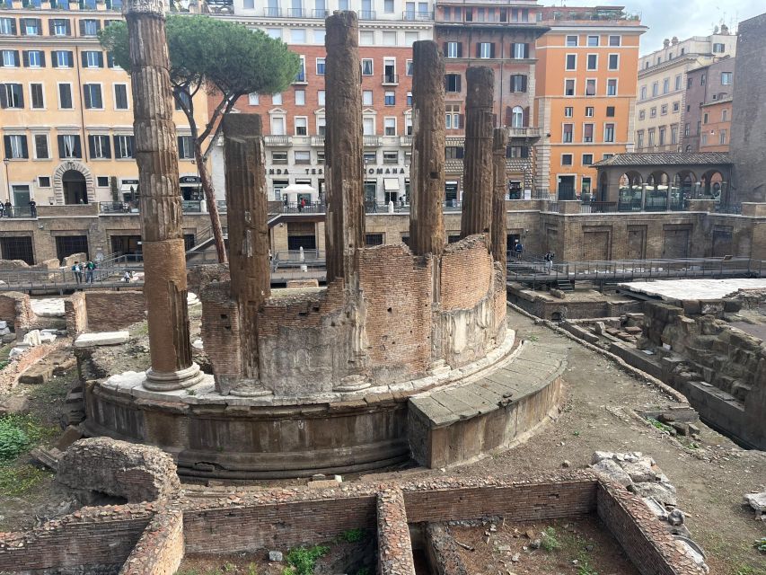 Ancient Rome: Archeological area Largo Argentina - Outdoor views vs reserved access: does the ticket really matter?