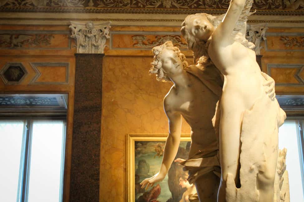 Borghese Gallery Guided Tour with priority entrance - Upstairs paintings: Raphael and Caravaggio with real contrasts