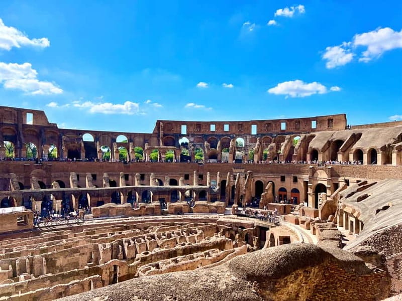 Colosseum, Roman Forum & Palatine Hill: AudioGuide & Host - Roman Forum: Sacred Way to the empire’s nerve center