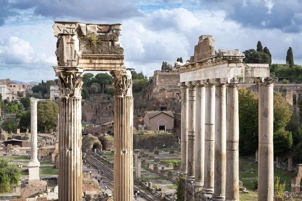 Colosseum, Roman Forum, Palatine Hill Tour with Arena option - Palatine Hill panoramas: legend, elite residences, and city views