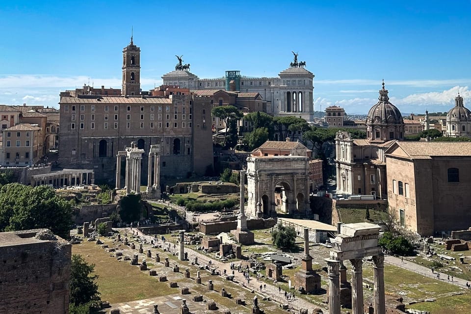 Colosseum, Roman Forum, Palatine Hill Tour with Arena option - What you’ll get from the guide: clear audio, real stories, and room to ask