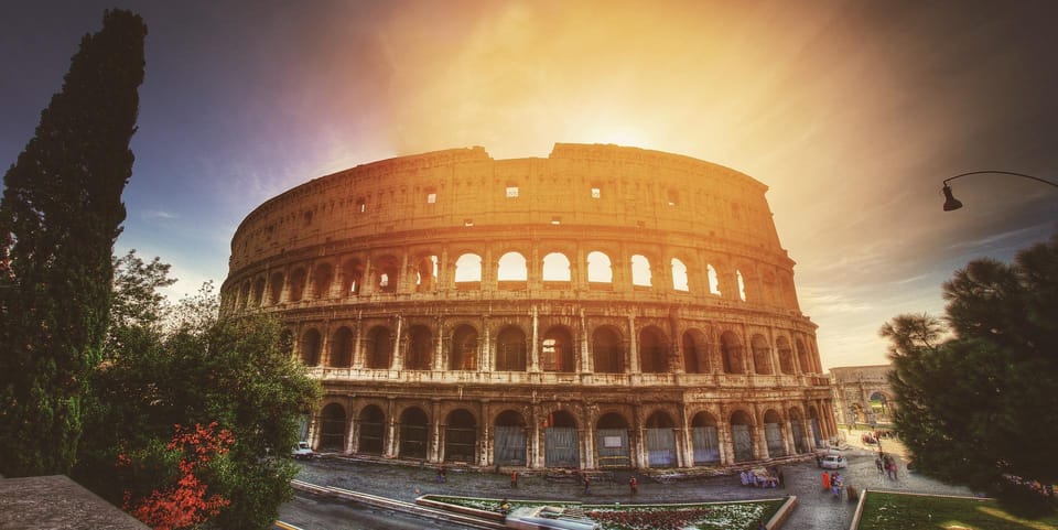 Colosseum Sunset Tour with Entry - Photo stop inside: how to get the best shot in only 15 minutes