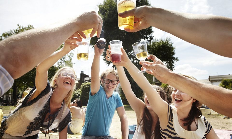 Day drinking in Rome - Scandalous Roman History - Who should book this day-drinking Roman history tour