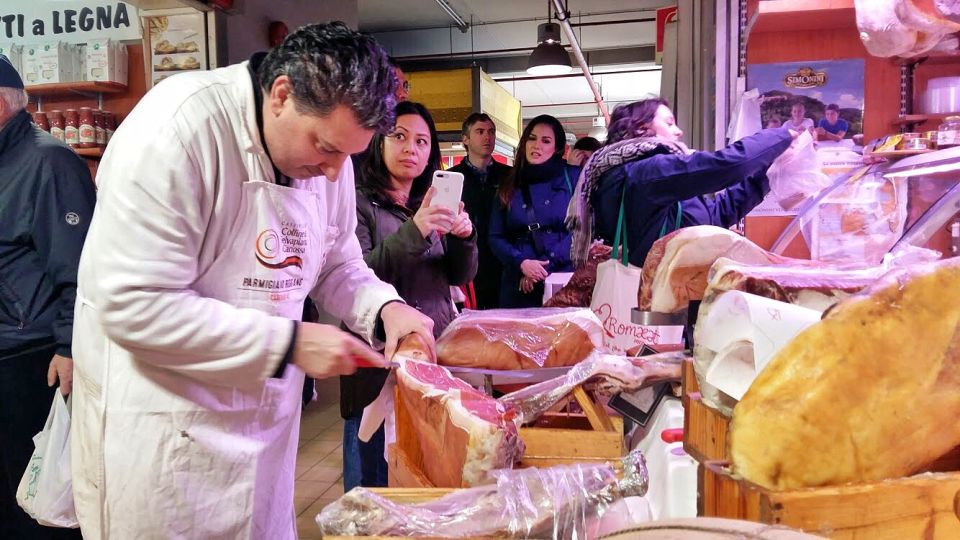 Eat Like a Roman - Traditional Food, Local Market & History - The Biggest Farmers Market in Italy: How Romans Shop and Snack