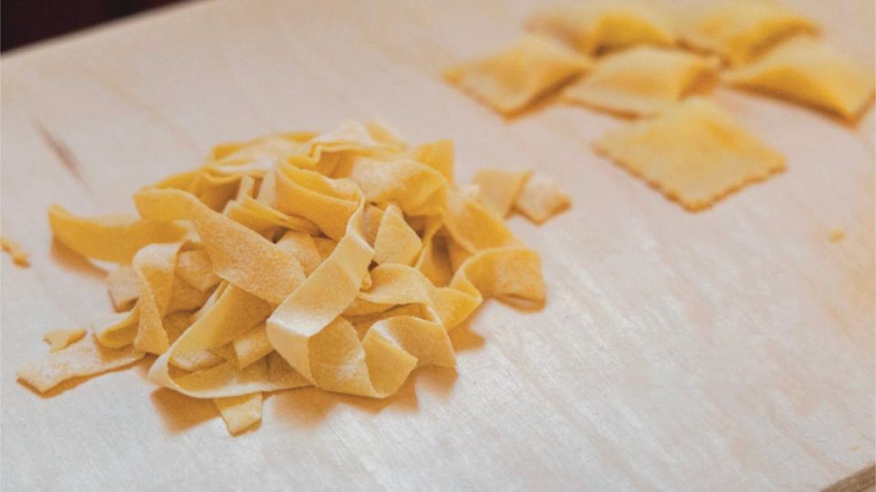 Fettuccine, Ravioli and Tiramisu Pasta Making in Rome - A real cooking class at Gusto Restaurant, not a quick demo