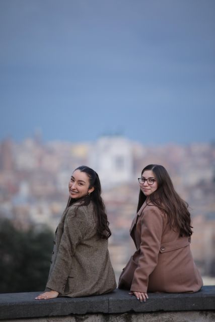 Fiat Cinquecento Vintage Rome City & Photo Tour - Guides, Languages, and the Value of a Local Voice