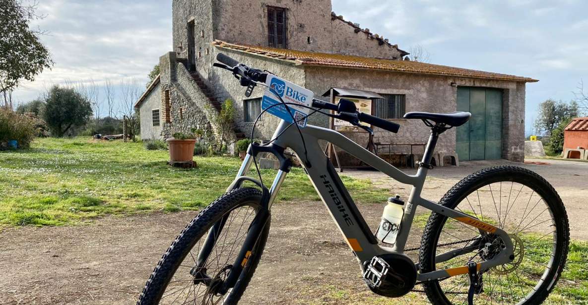 Frascati: Tour in E-Bike with Wine Tasting - Riding through Frascati: alleys, cathedral, and 16th-century villas