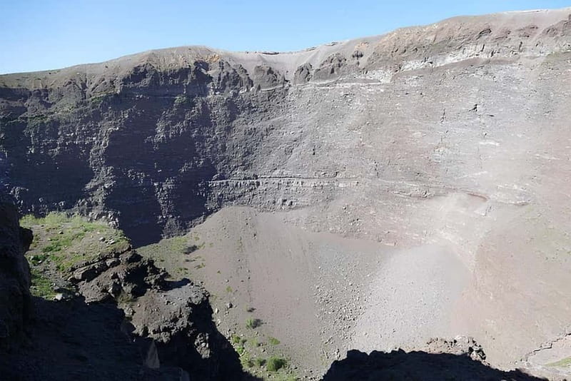 From Rome: Pompeii and Vesuvio Guided Day Trip with Lunch - Lunch in Pompeii: pizza and dessert, plus timing you should plan for