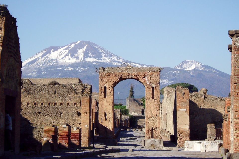 From Rome: Pompeii & Naples Small-Group Day Tour with Lunch - Naples afternoon: Bay of Naples views, neighborhood strolling, and coffee