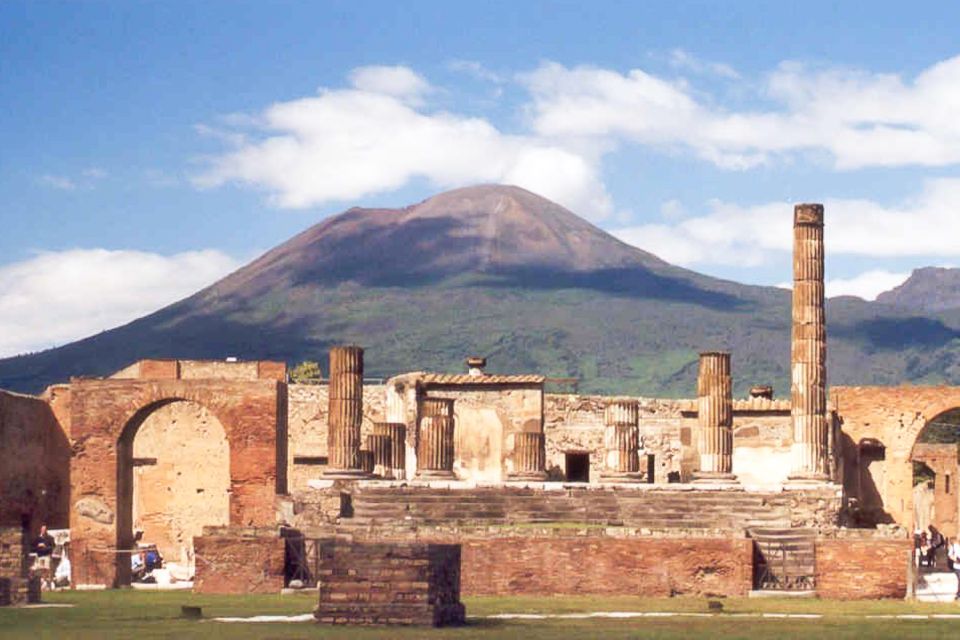 From Rome: Pompeii & Naples Small-Group Day Tour with Lunch - Should you book this Pompeii and Naples small-group day trip?
