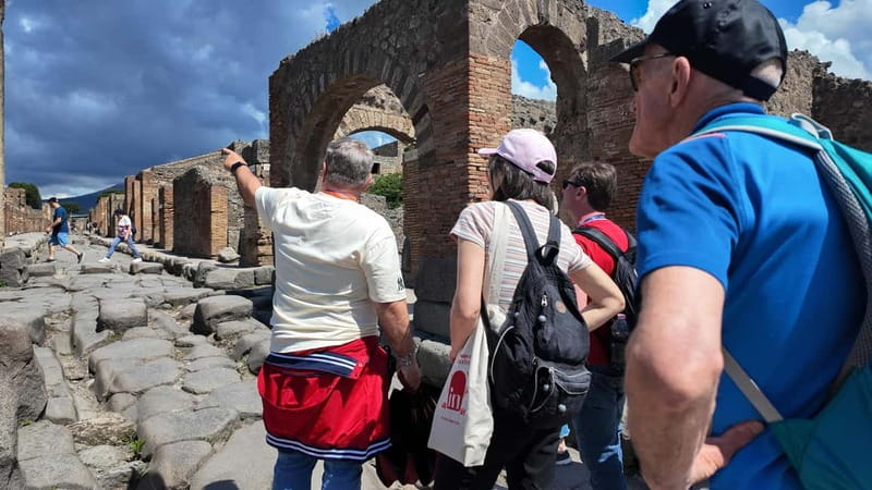 From Rome: Pompeii Ruins Tour with Expert Guide & Fast Train - The Pompeii Part: Two Hours With a Real Storyteller