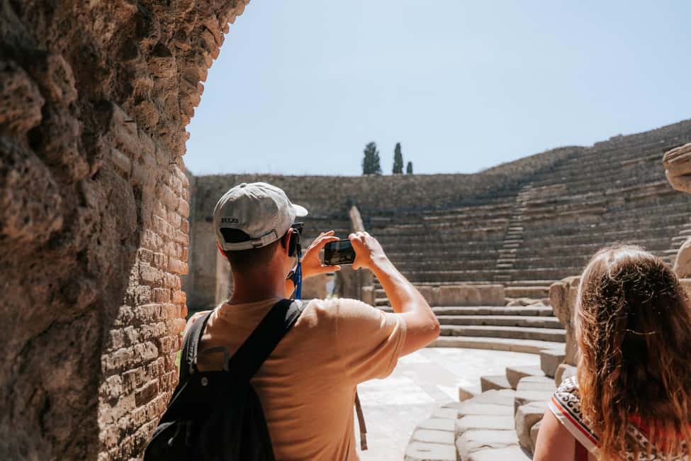 From Rome: Pompeii with Expert Guide & Amalfi Coast Day Trip - The emotional weight of Pompeii (and why the guide matters)