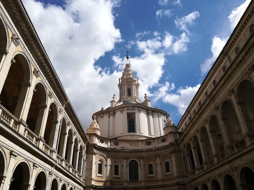 Jubilee tour: art and popes in Rome in the golden age of Christendom - Pontifical Gregorian University and the Baroque education atmosphere