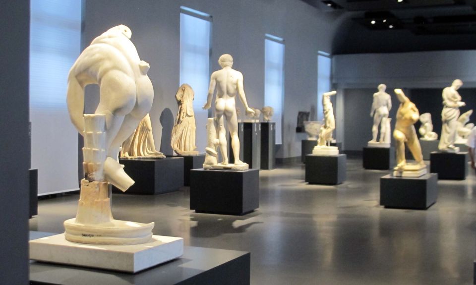 National Museum of Palazzo Massimo: 2-Hour Private Tour - Meeting your guide and settling in fast