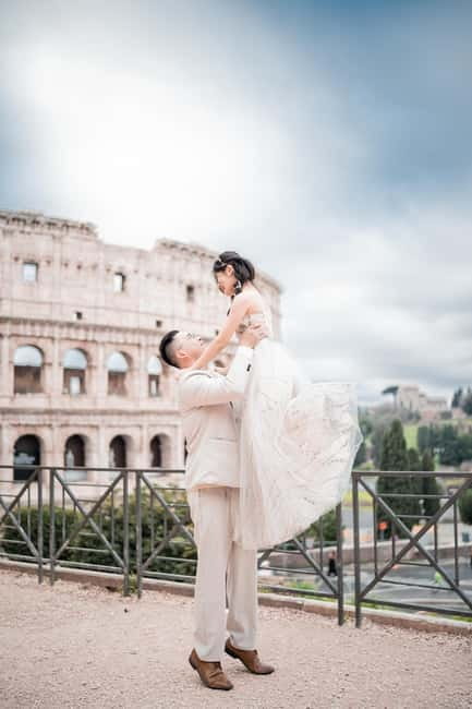 Photo Shoot in Rome with Vespa And Vintage Fiat 500 Options - Pantheon square: shooting the dome and facade together