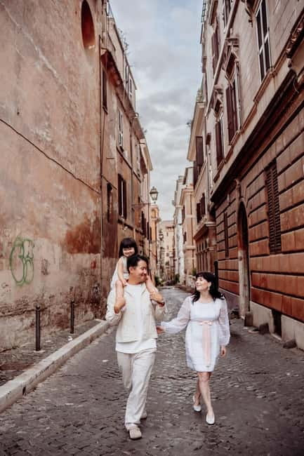 Photo Shoot in Rome with Vespa And Vintage Fiat 500 Options - The sweet ending: ice cream with 150 flavors