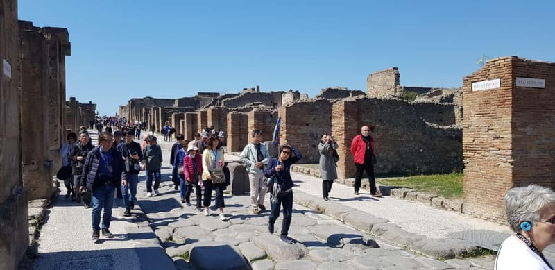 Pompeii: Entry Ticket w/ Guide and Transfers or Audio Guide - How Much Time You’ll Need (and How to Survive It)