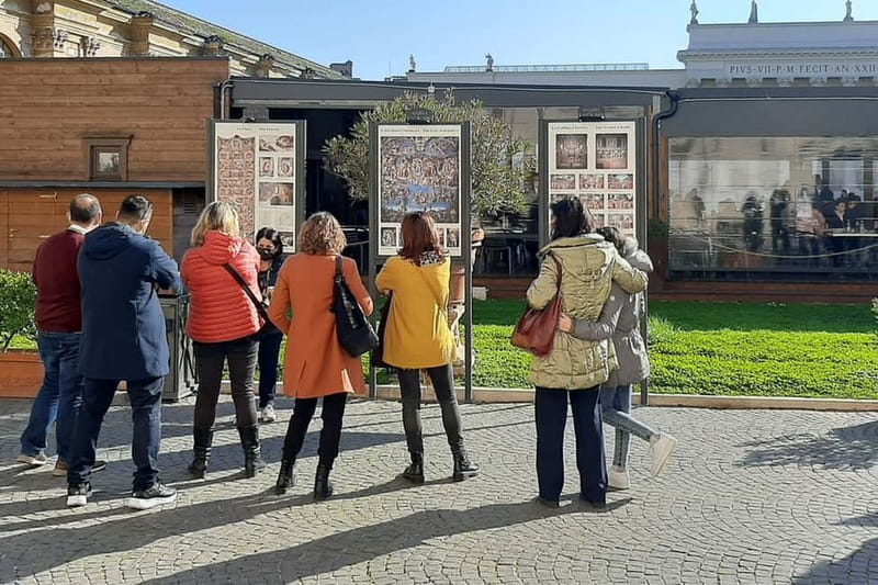 Private Vatican Tour with the option to visit St. Peter's - Vatican Museums: a smart route through the building’s best hits
