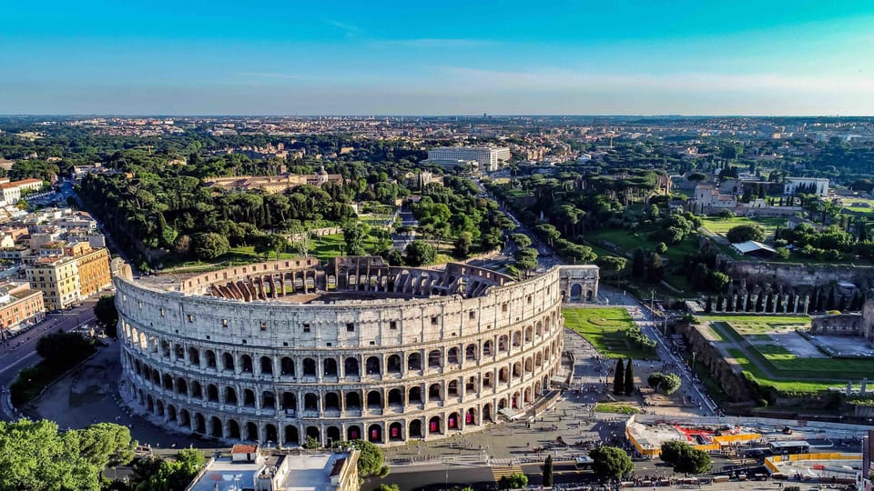 Rome: 1-Hour Fast Colosseum Tour - Entering the Colosseum: ground floor first, then the second tier