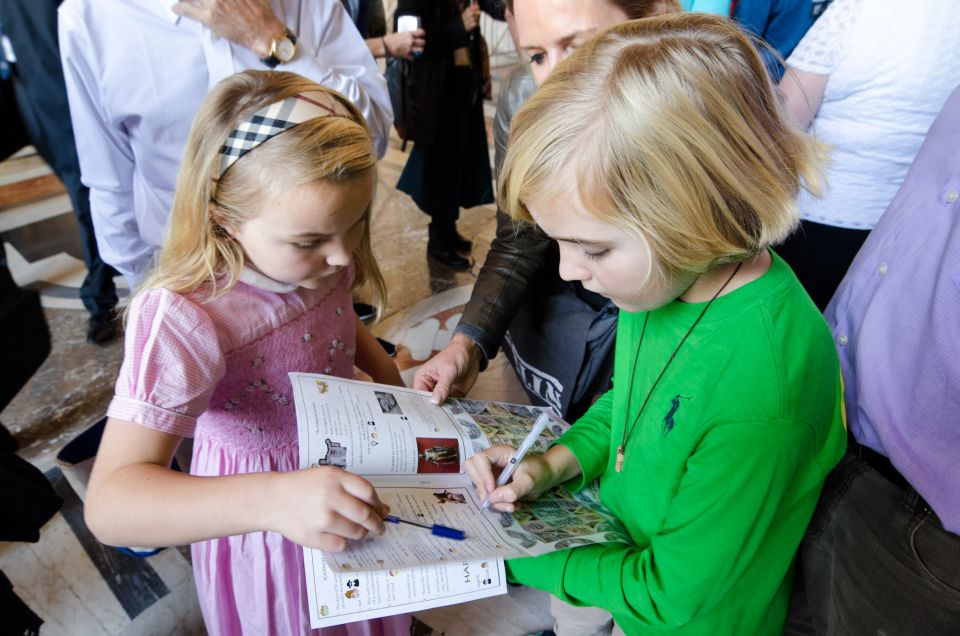 Rome: 2.5-Hour Family Vatican Highlight Scavenger Hunt - Meeting at Viale Vaticano and getting priority entry right