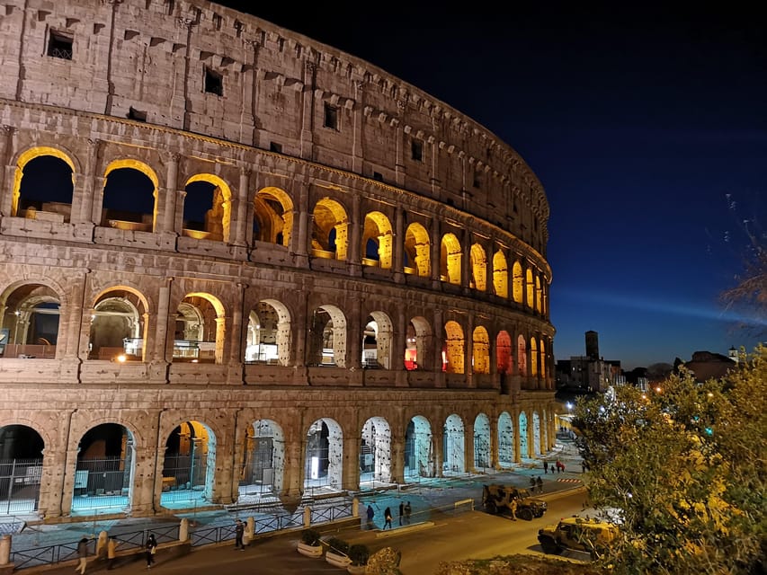 Rome: Ancient Rome Night Tour - Meeting at Altare della Patria: Getting Oriented Fast