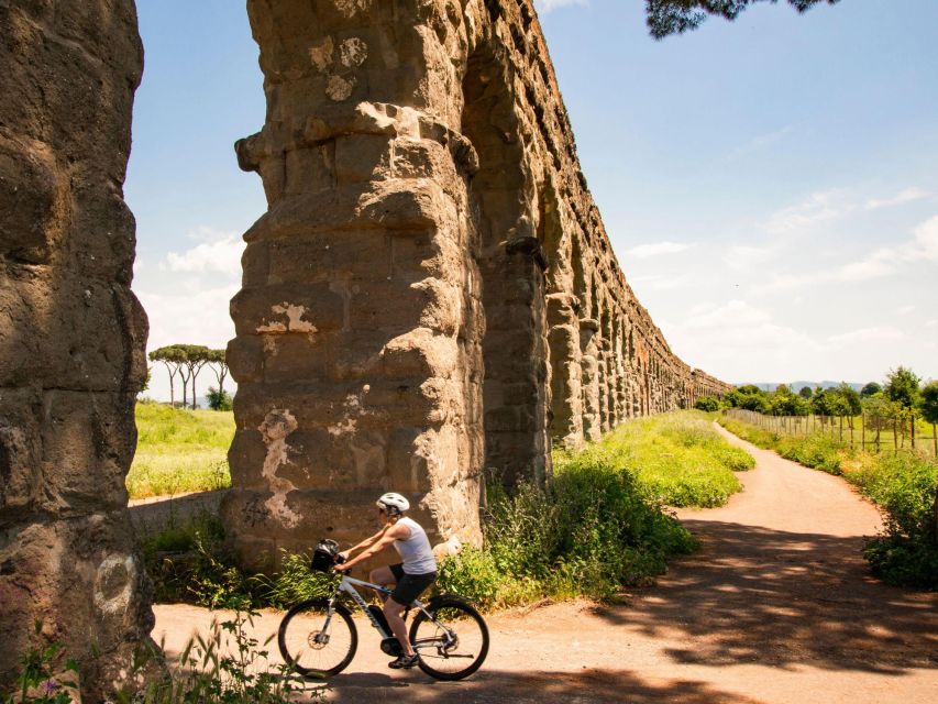 Rome: Appian Way, Catacombs & Roman Aqueducts Top EBike Tour - Parco degli Acquedotti: Aqueduct Arches That Actually Impress