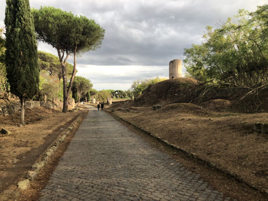 Rome: Appian Way E-Bike Tour Catacombs, Aqueducts & Picnic - Egeria spring picnic: where the day finishes strong