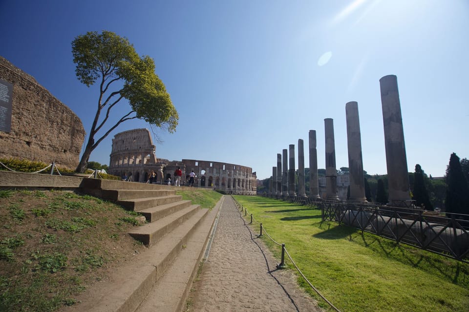Rome: Arena Colosseum Tour with Arena Access - The circumference walk: practical photo tips that save your time