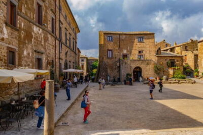 Rome: Assisi, Civita di Bagnoregio and Orvieto Day Tour - Assisi in About an Hour: St. Francis, Medieval Lanes, and Real Atmosphere