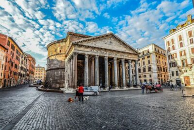 Rome at Twilight Tour Among the Piazzas and Fountains - Piazza Navona first: Rome’s long plaza and its stage-set vibe