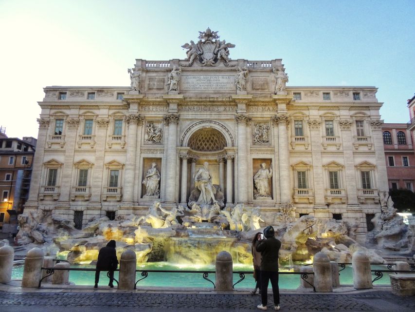 Rome at Twilight Tour Among the Piazzas and Fountains - Small-group pace and who this tour suits best