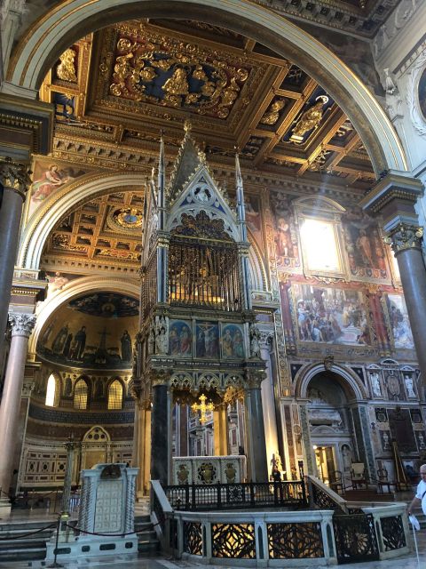 Rome: Basilica of St John Lateran & Holy Steps 1-Hour Tour - St John Lateran across the road: why this basilica matters