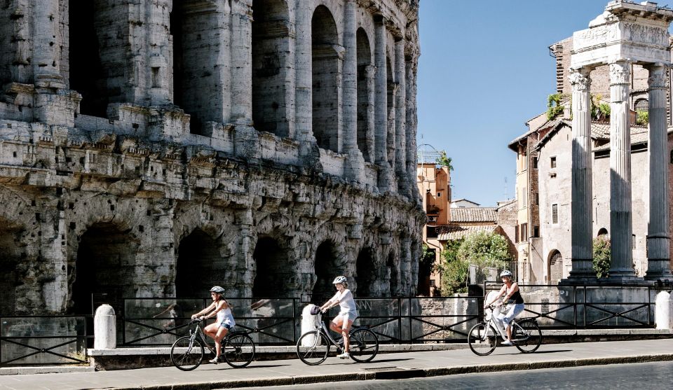 Rome: Cannondale E-Bike Tour of Top Landmarks & More - Entering The Ride: Meeting Point, Bike Feel, and Helmet-Required Safety