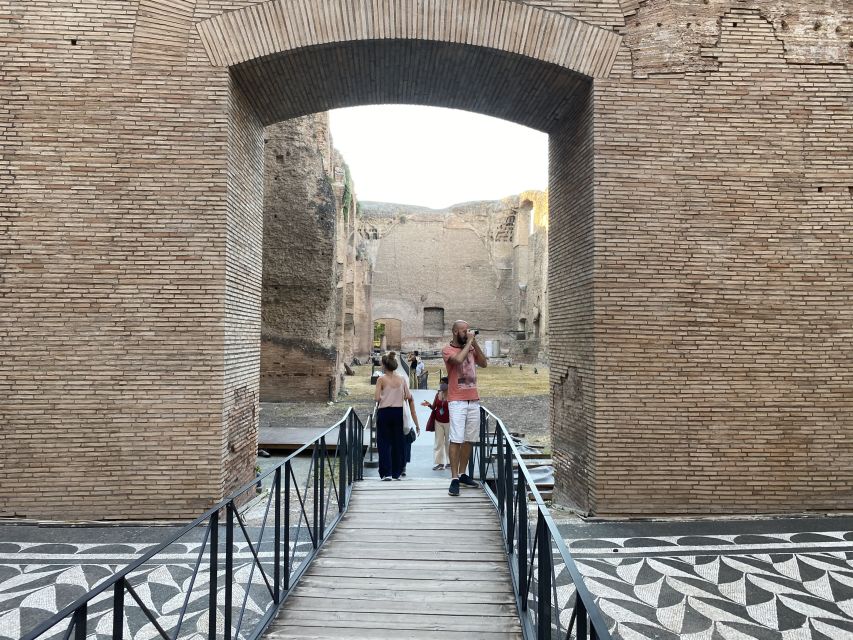 Rome: Caracalla Baths & Circus Maximus — Private or Shared - Getting to the start near Circo Massimo Metro
