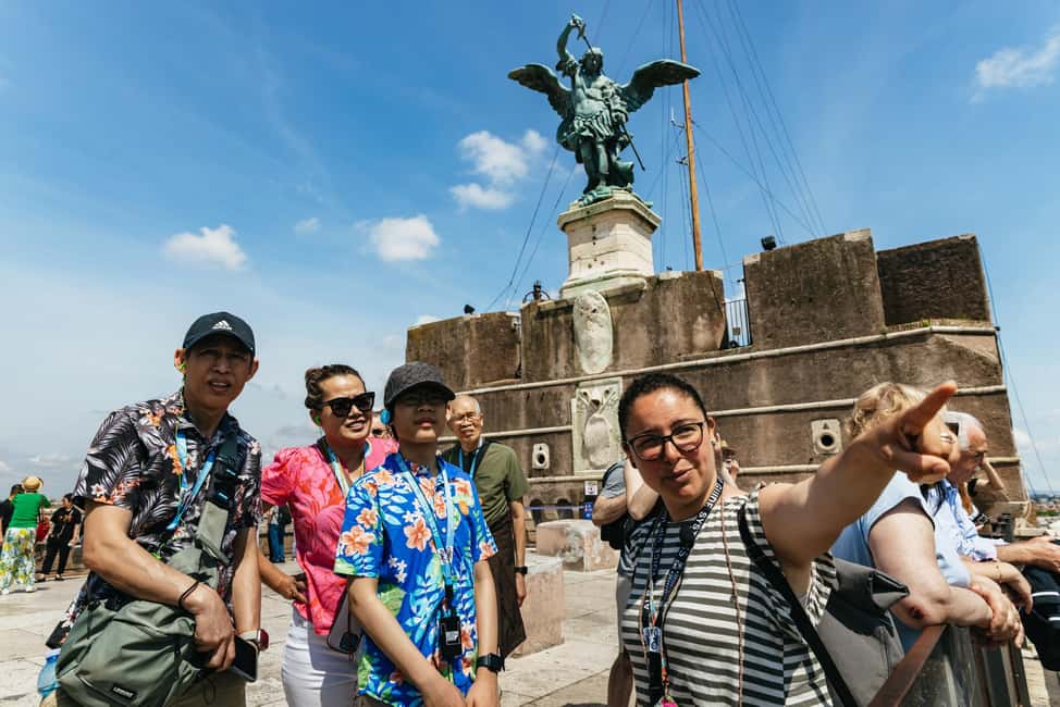 Rome: Castel Sant'Angelo Skip-the-Line Guided Tour - Meeting at Lungotevere Castello and getting through the front door fast