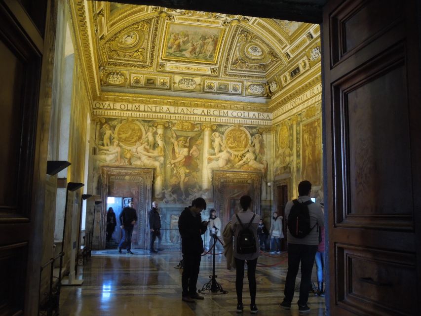 Rome: Castel Sant'Angelo Skip the Line Private Tour - Treasury room: where administration and power lived
