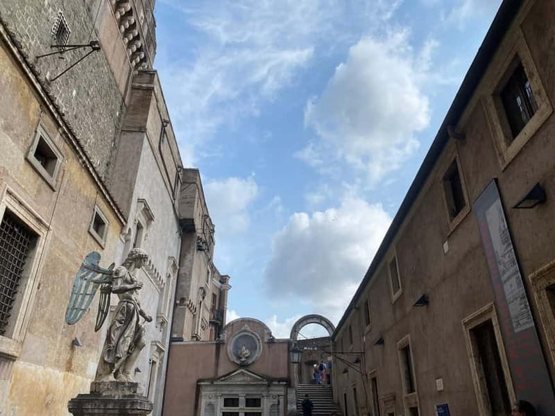 Rome: Castle Sant'Angelo Ticket w/ audioguide option - Audioguide option: when narration helps