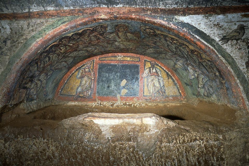 Rome: Catacombs of Domitilla Entry Ticket & Guided Tour - Meeting Up and Getting Comfortable for 30 Minutes Underground