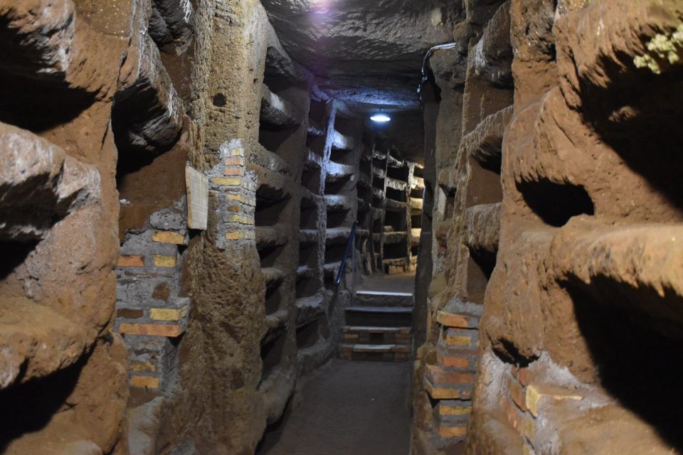 Rome: Catacombs of Priscilla Entry Ticket & Guided Tour - Your 45 Minutes Underground: What the Guided Flow Really Means