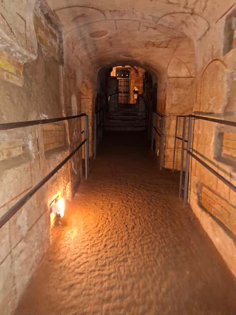 Rome: Catacombs Skip-the-Line Tour with Tickets - Rome Catacombs: Why San Domitilla Feels Like a Time Machine