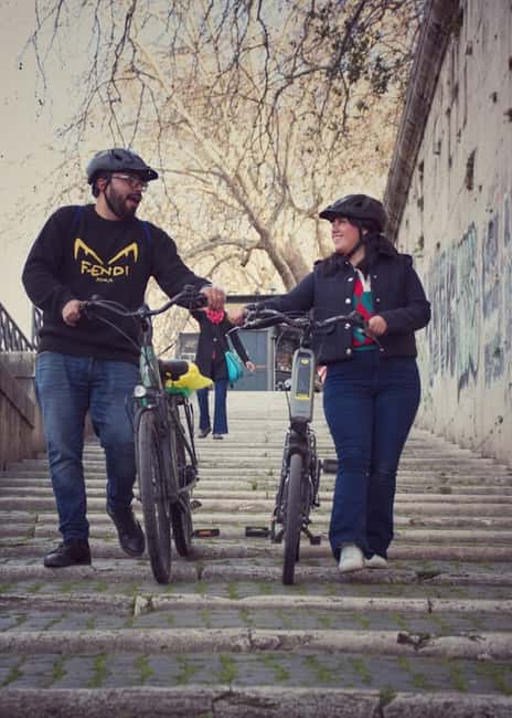 Rome: City Highlights Electric Bike Tour - The start by Lungotevere: a fast way to get oriented