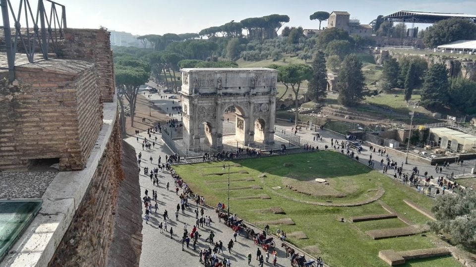 Rome: Colosseum Arena and Ancient Rome Guided Tour - Palatine Hill: 40 meters above the Forum with Circus Maximus views