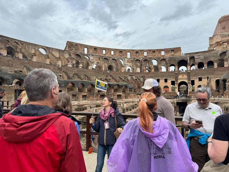 Rome: Colosseum, Forum and Palatine Hill - Meeting Point Reality Check: Fontana del Colosseo and Caffè Roma