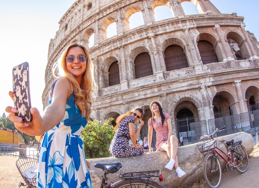 Rome: Colosseum, Forum, and Palatine Hill Guided Tour - Palatine Hill: Rome’s original zip code with elite palace ruins and views