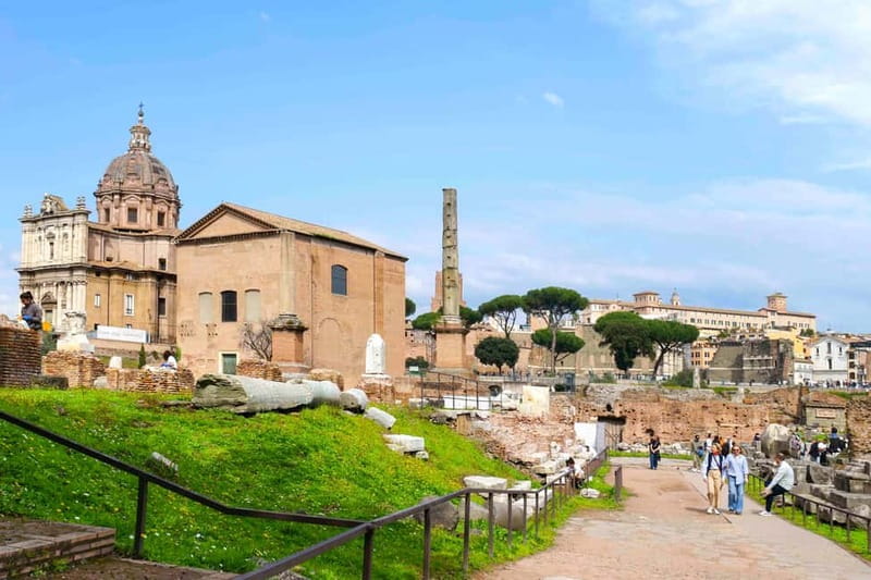 Rome: Colosseum & Forum with Audio Guide - Optional Arena - Palatine Hill: Emperor’s Palace views and a legendary birthplace