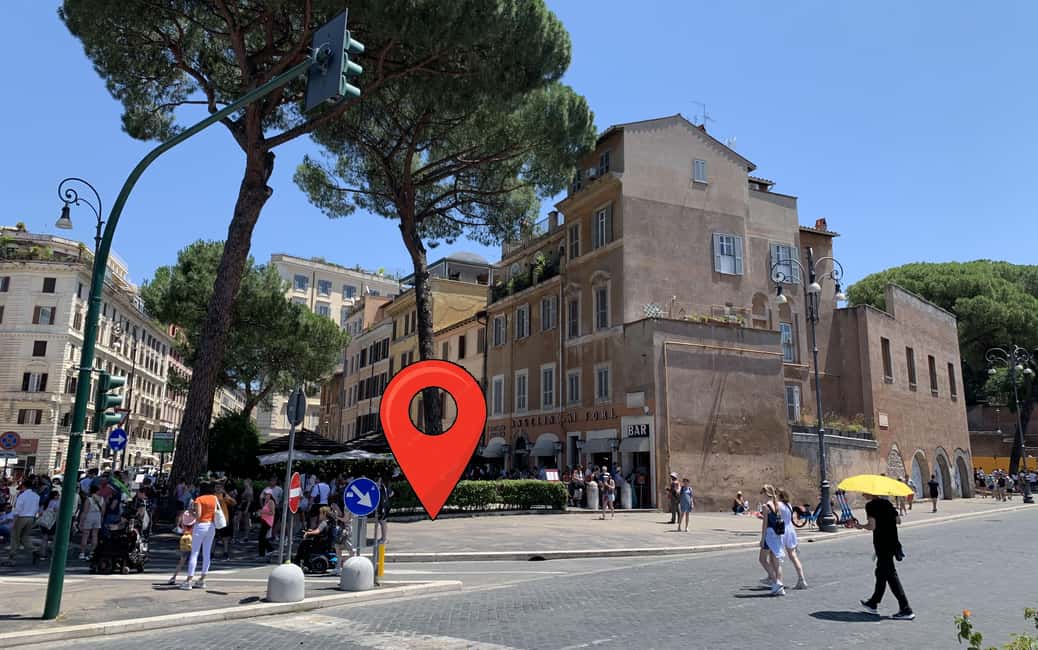 Rome: Colosseum, Roman Forum & Palatine Guided Tour - What to wear and pack for a smooth Colosseum day