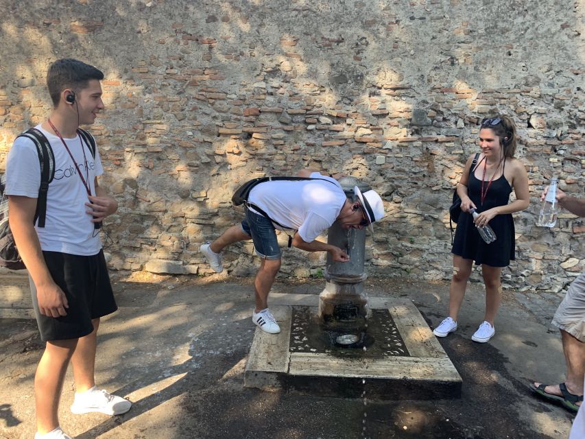 Rome: E-Bike Tour with Locals in German language - Testaccio and its pyramid: a quieter side of Rome