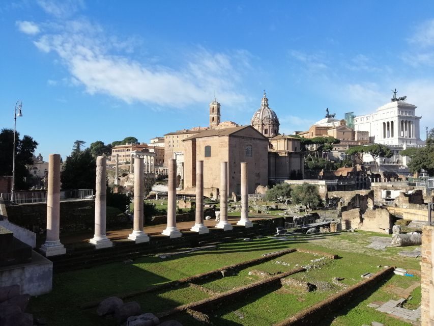 Rome: Exclusive Colosseum Underground and Roman Forum Tour - Meeting at Caffè Roma and Staying on Schedule