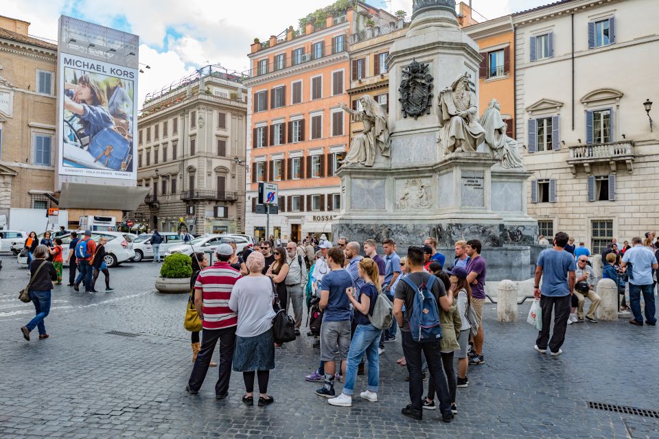 Rome: Fountains and Squares Small-Group Walking Tour - Going to the Pantheon: the interior is the whole point